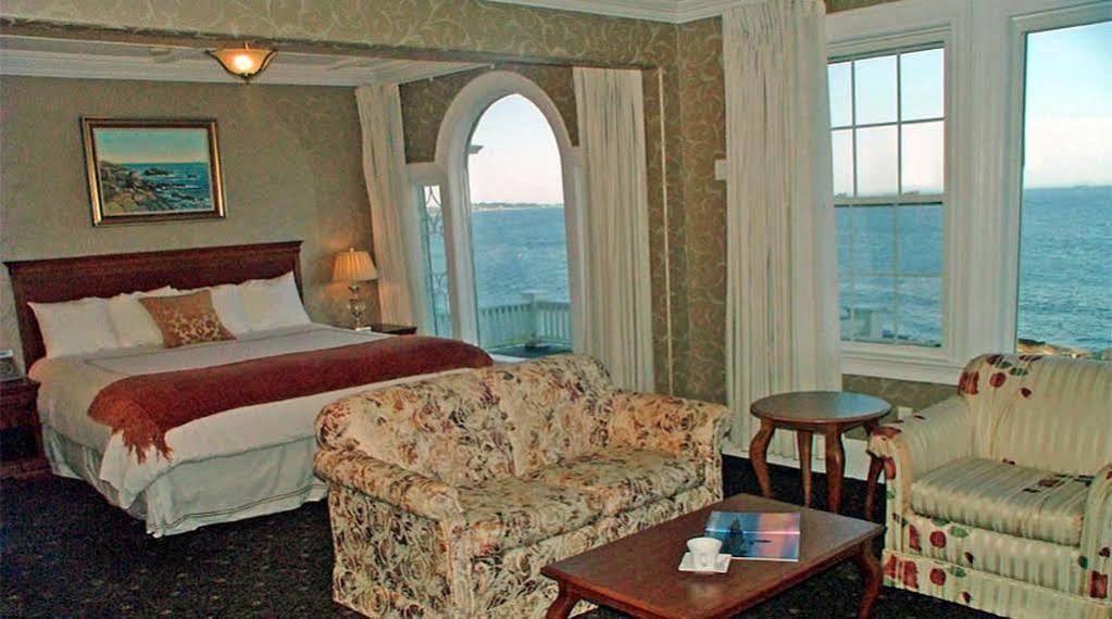Ocean House Hotel At Bass Rocks Глостер Экстерьер фото