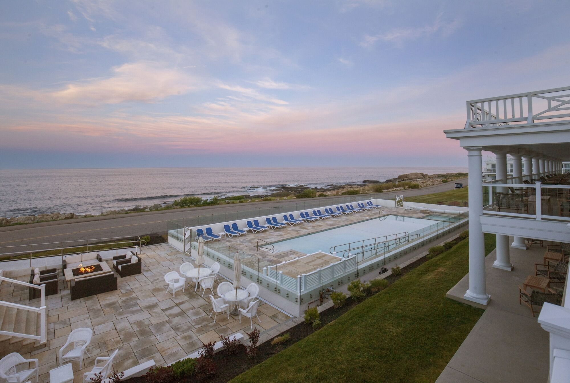 Ocean House Hotel At Bass Rocks Глостер Экстерьер фото